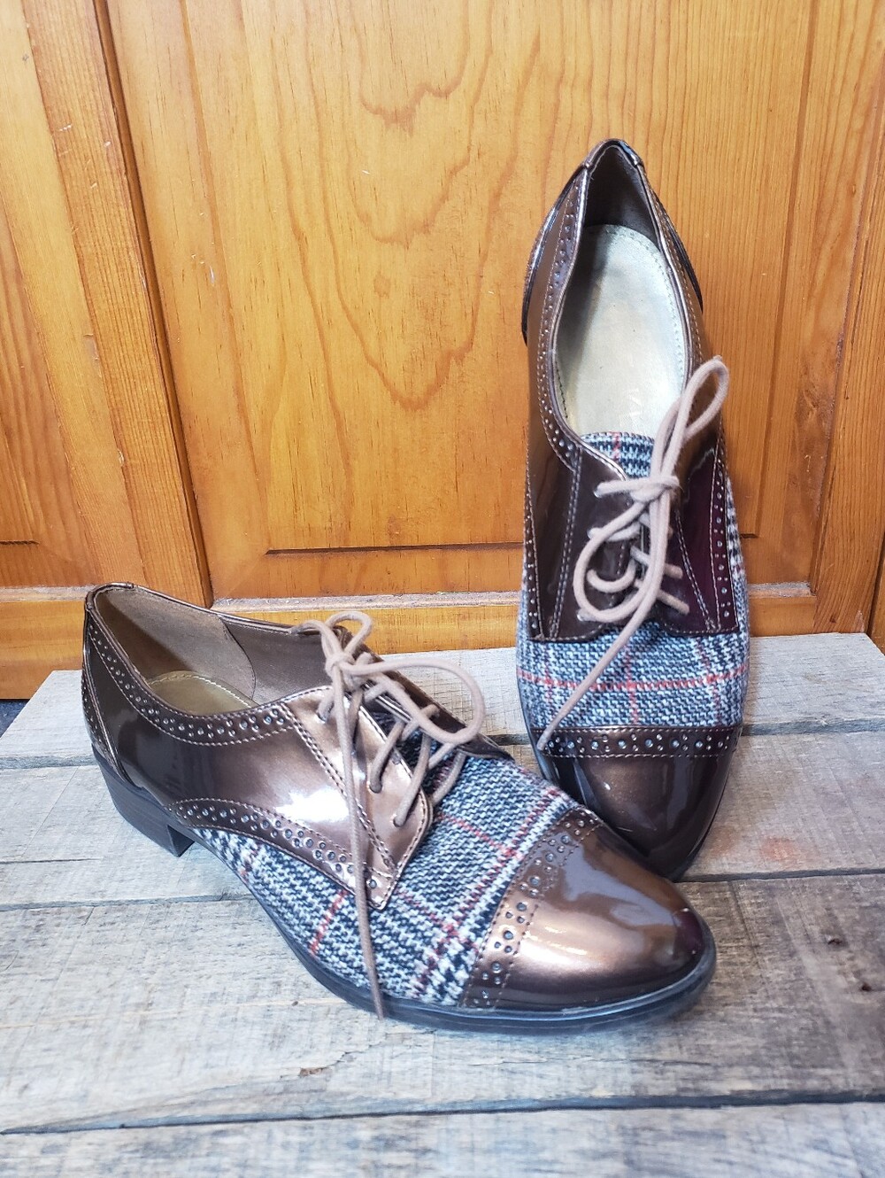 ANNE KLEIN Louisa Plaid Lace Up Oxfords 8.5